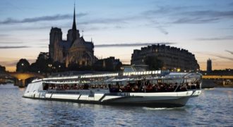 bateaux parisiens sur la seine